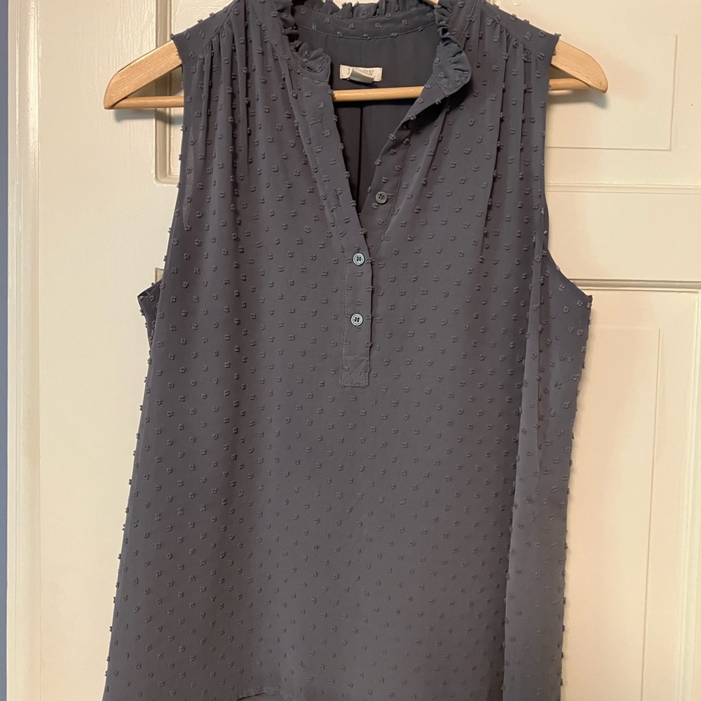 Great sleeveless work blouse!